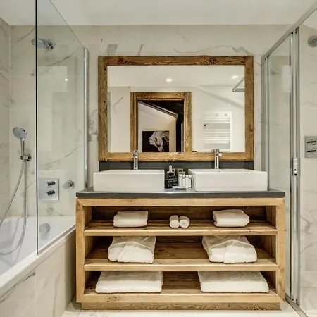 Chalet Twilight Crest: A Luxurious Verbier * Bagnes
